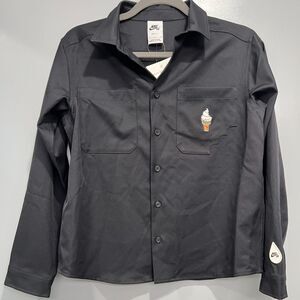 Nike SB Youth Long Sleeve Button Down - L